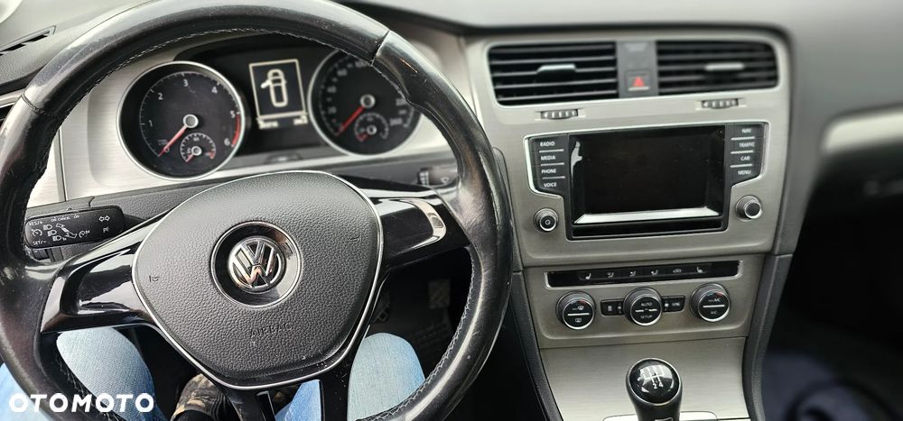 Volkswagen Golf 1.6 TDI BMT Comfortline - 7