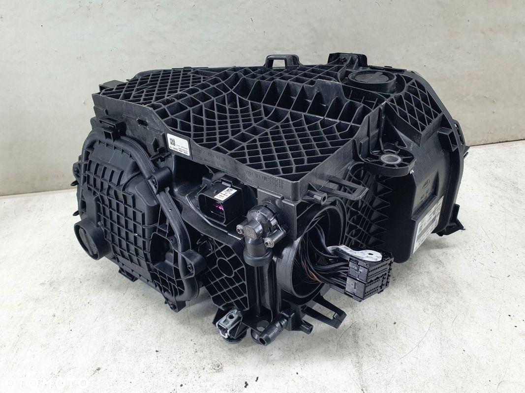 Porsche Macan 95C 24- prawa lampa przednia przód reflektor - 9