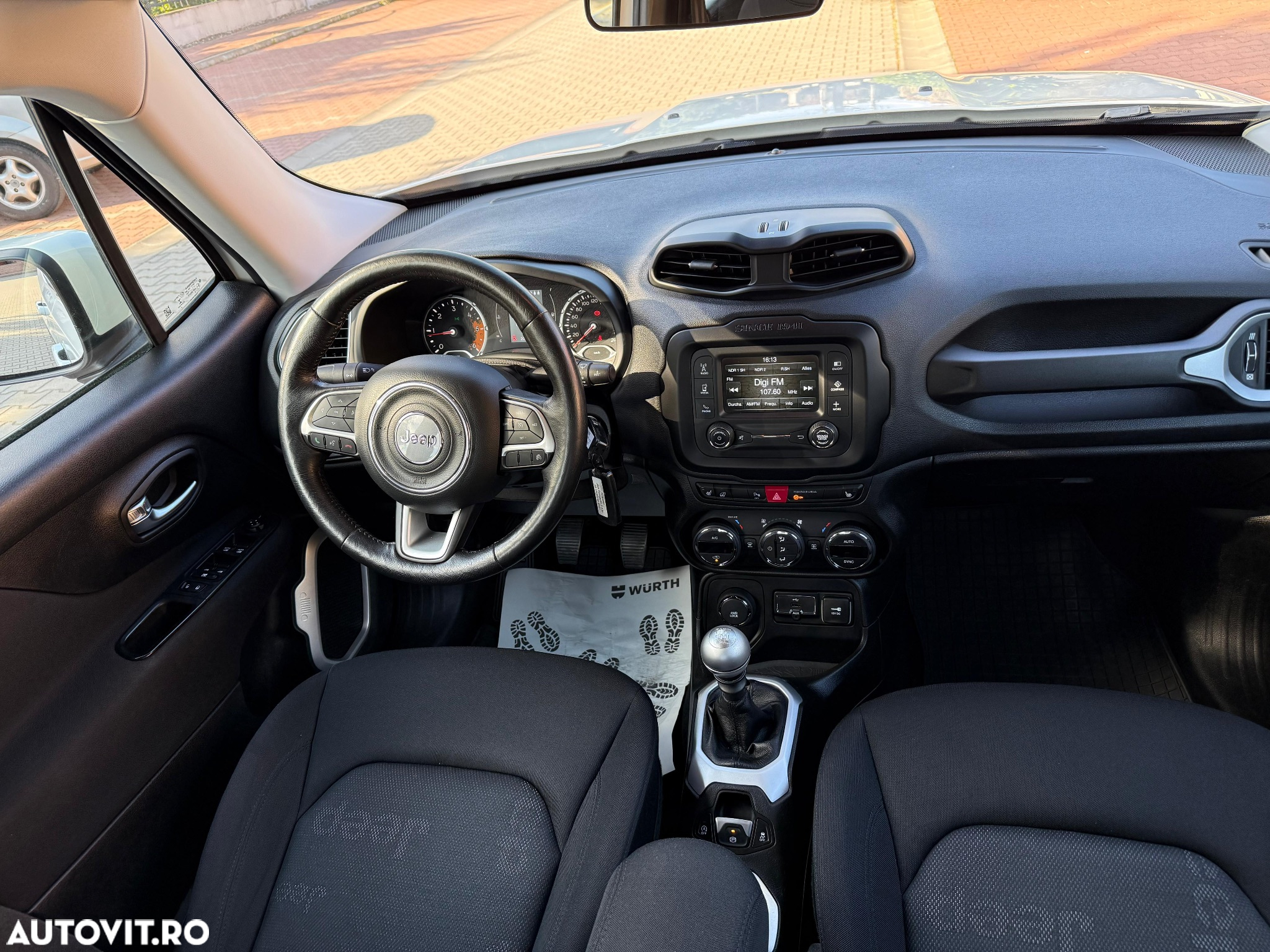 Jeep Renegade 2.0 M-Jet 4x4 Longitude - 8