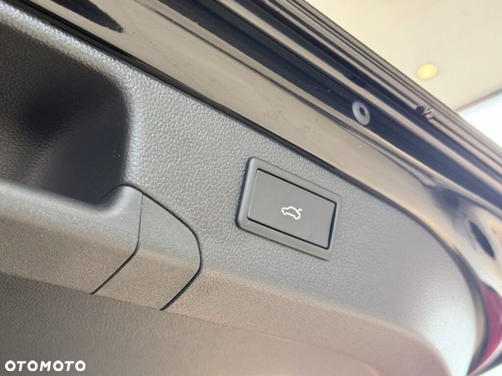 Skoda Superb 2.0 TDI SCR Edition 130 DSG - 27