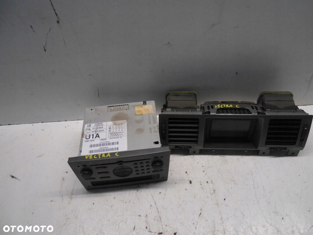 radio cd wyświetlacz kratki nawiewu opel vectra c 13138250 5wk76641 # - 2