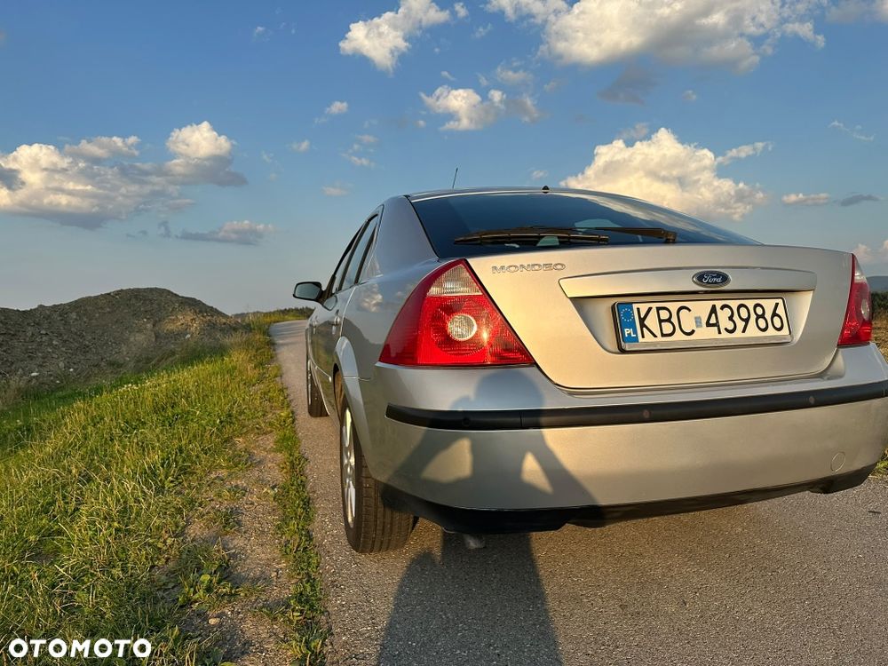 Ford Mondeo - 4