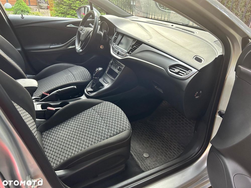 Opel Astra 1.6 CDTI Enjoy S&S - 9