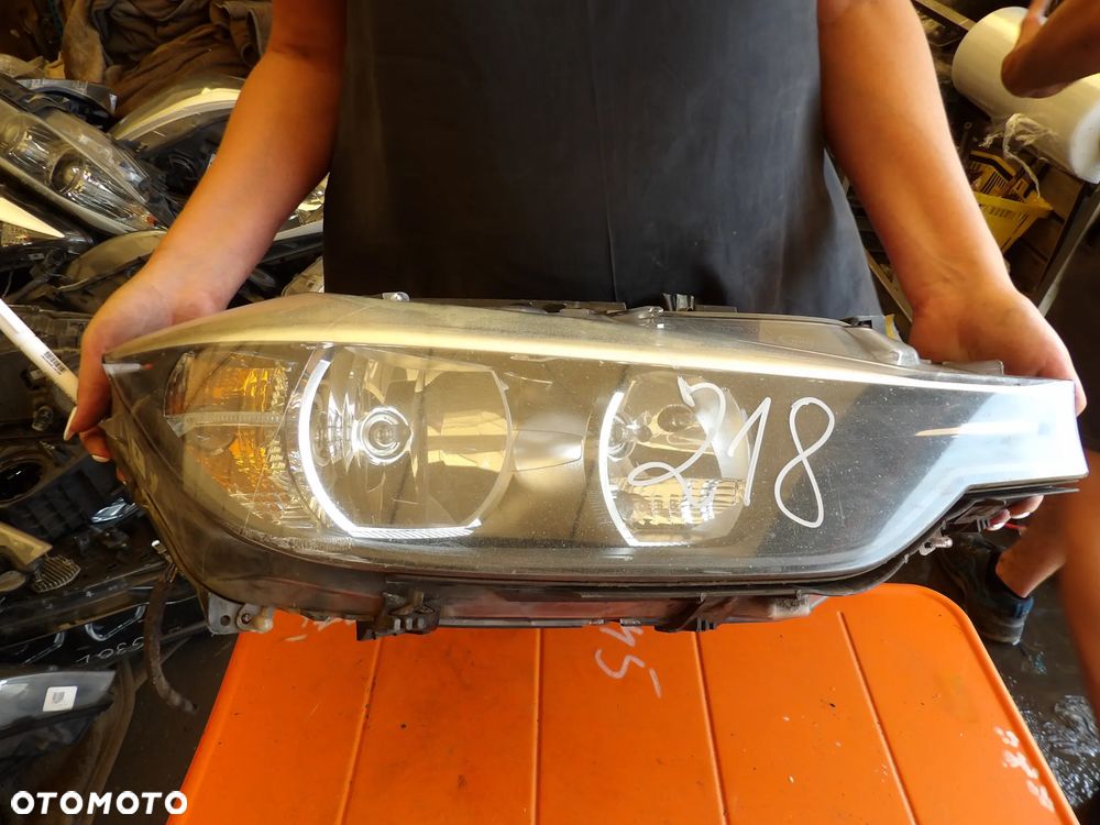 BMW - F30 - H7 - USZKODZONE SZKŁO - PRAWA LAMPA PRZEDNIA  - UK - 7259540 - 1