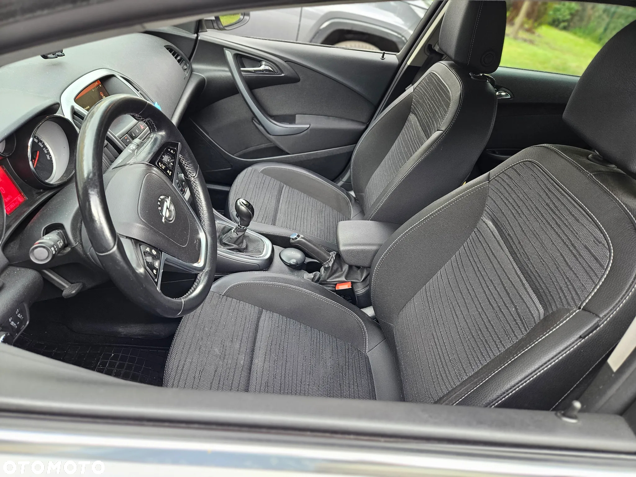 Opel Astra - 11