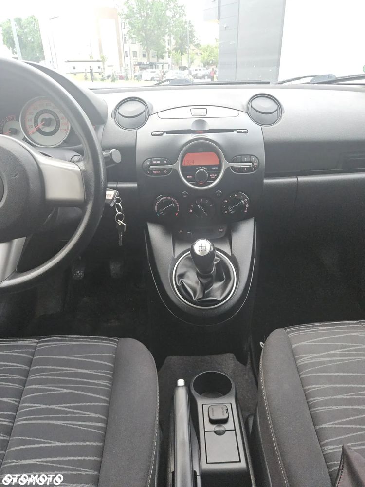 Mazda 2 1.3 Sport Dynamic - 24
