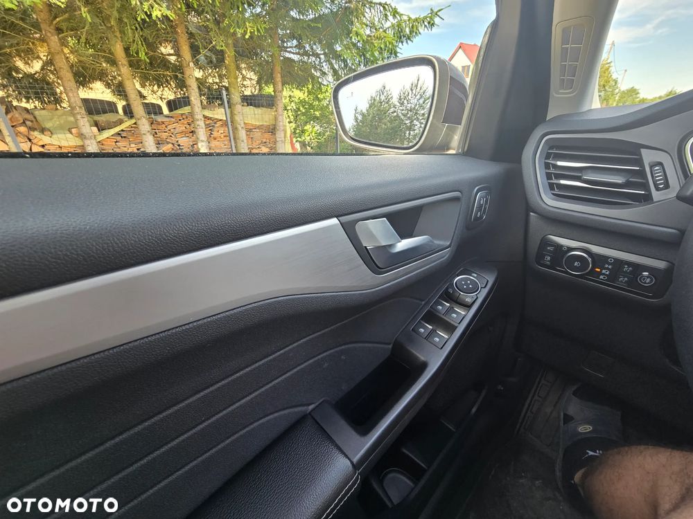 Ford Escape - 19