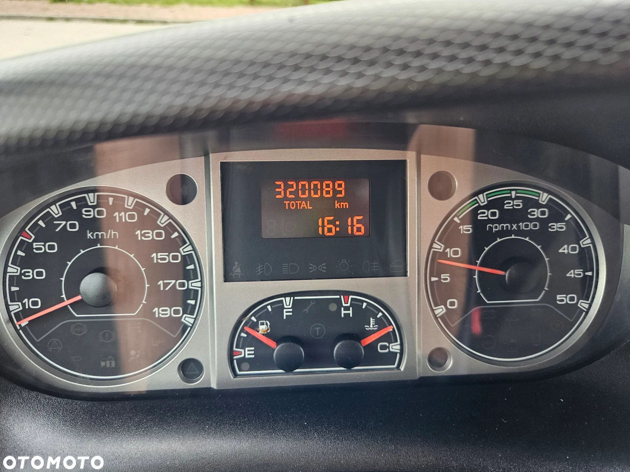 Iveco DAILY - 25