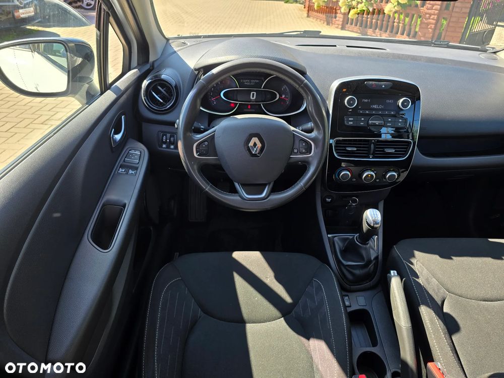 Renault Clio - 7