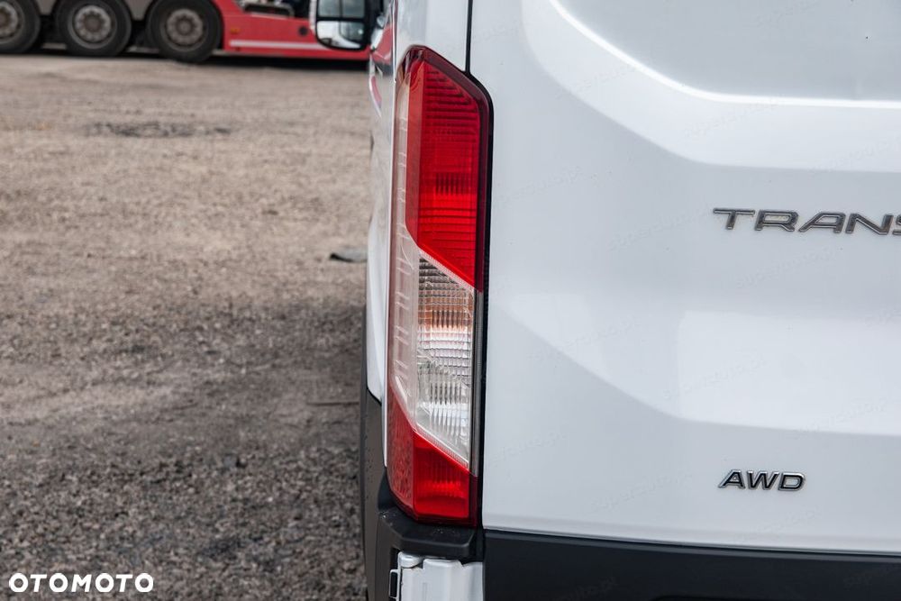 Ford Transit 350 L3H2 Zabudowa Brygadowa Trend AWD 2.0 130KM - 11