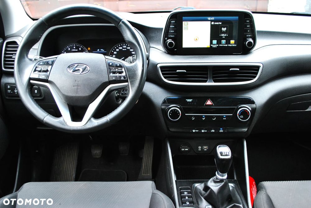 Hyundai Tucson 1.6 GDI BlueDrive Comfort 2WD - 10