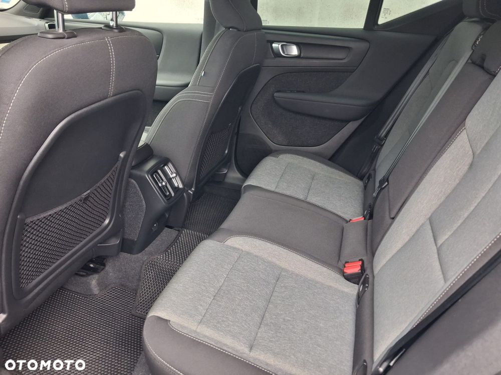 Volvo XC 40 - 15
