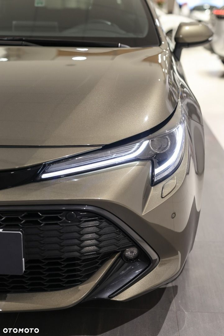 Toyota Corolla - 11