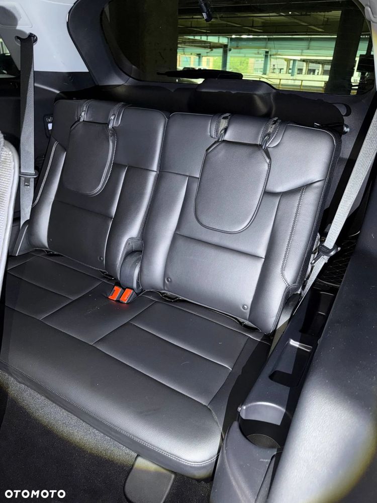 Ford Explorer - 18