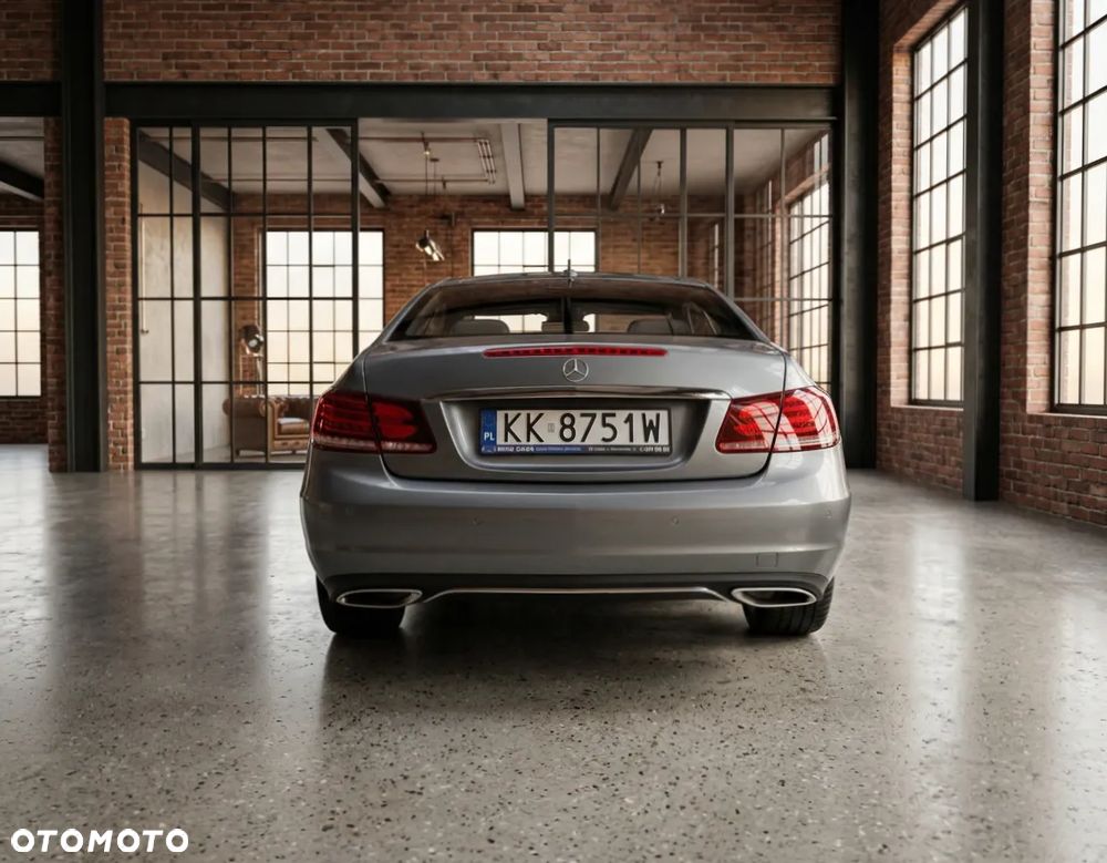 Mercedes-Benz Klasa E 250 7G-TRONIC - 6