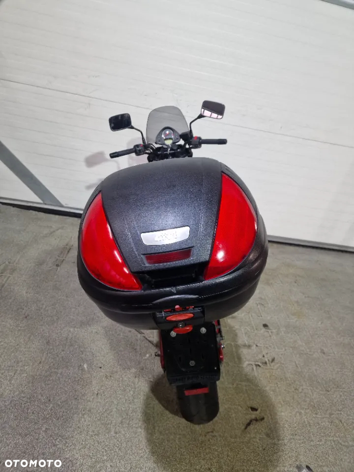 Kawasaki ER - 37