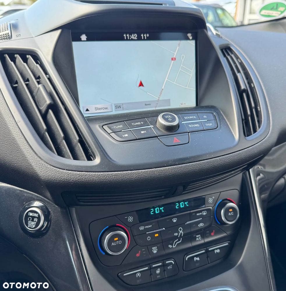 Ford Kuga 1.5 TDCi 2x4 ST-Line - 24