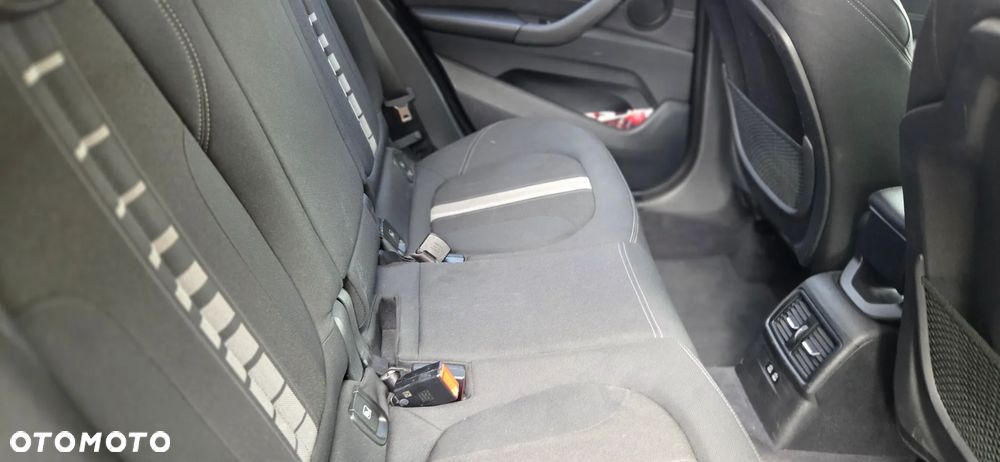 BMW X1 sDrive18d Advantage - 21
