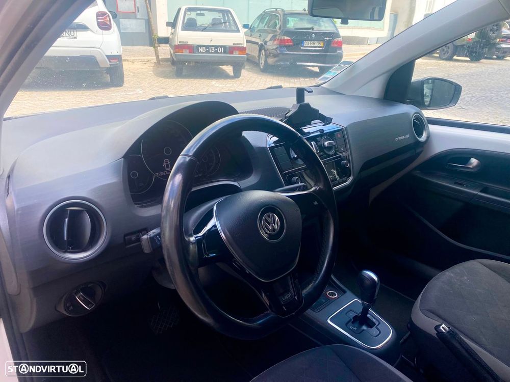 VW Cross Up! 1.0 Auto - 13