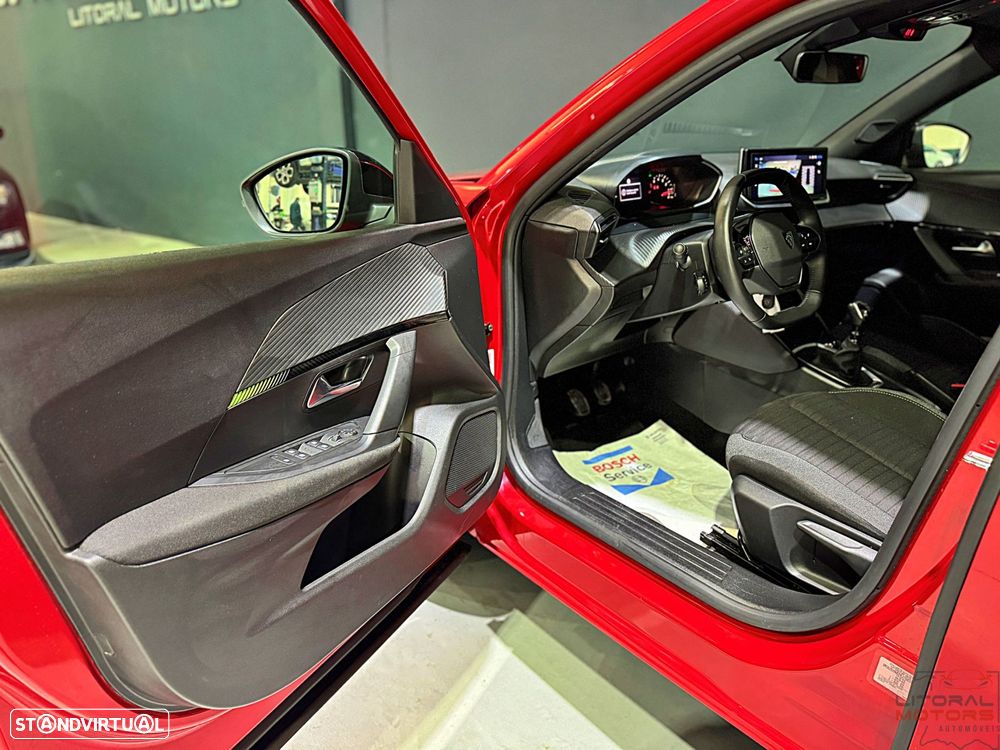 Peugeot 2008 1.2 PureTech SE Style - 13