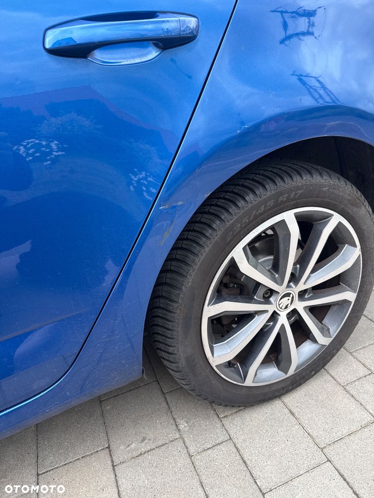 Skoda Octavia 1.6 TDI 4x4 Edition - 9