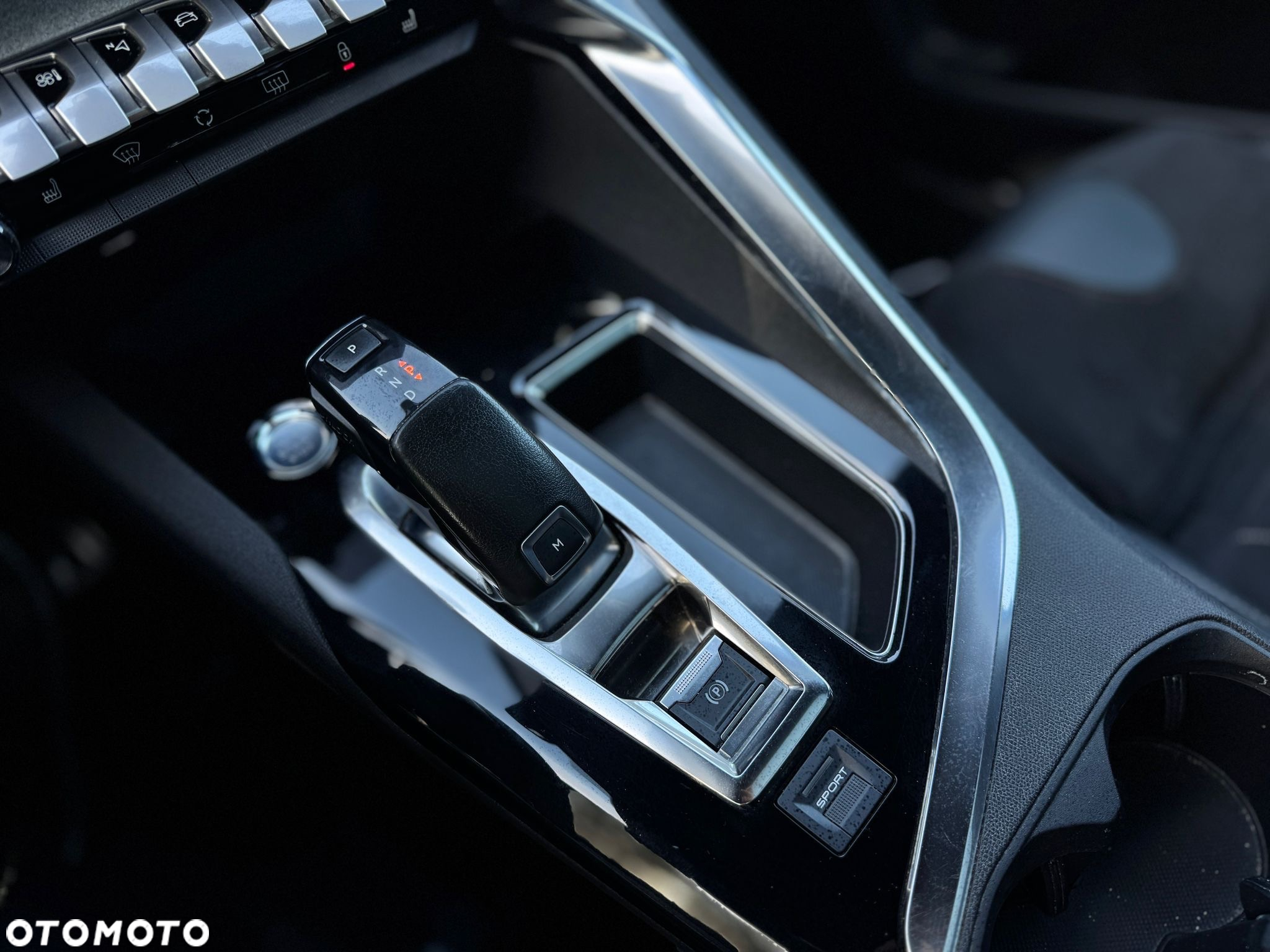Peugeot 3008 BlueHDi 180 Stop & Start EAT8 GT - 22