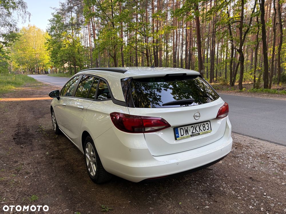 Opel Astra 1.2 T Edition S&S - 8
