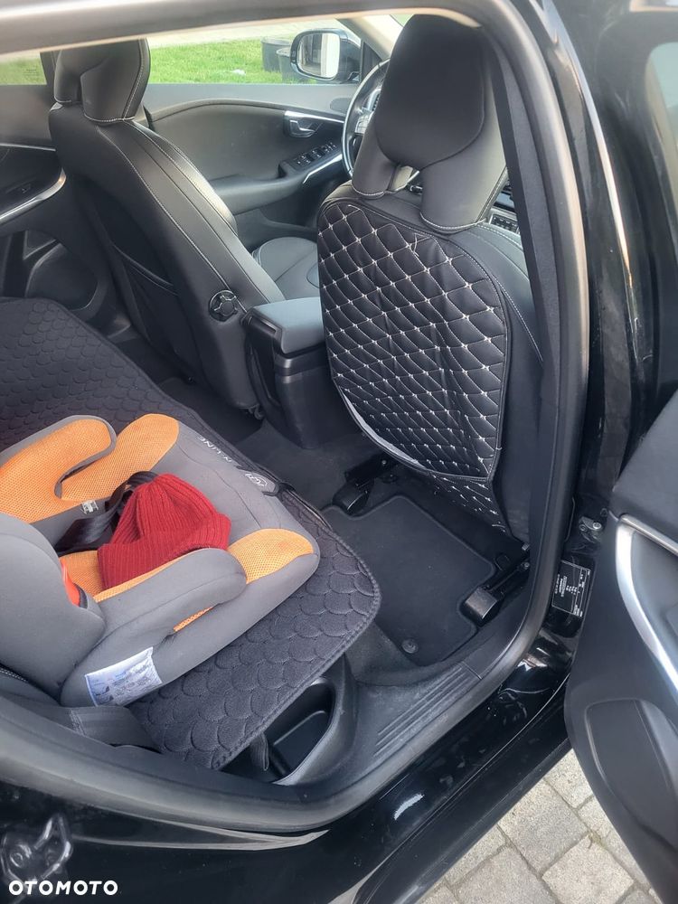 Volvo V40 - 13