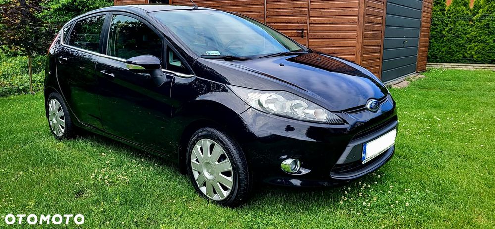 Ford Fiesta 1.25 Silver X plus EU5 - 24