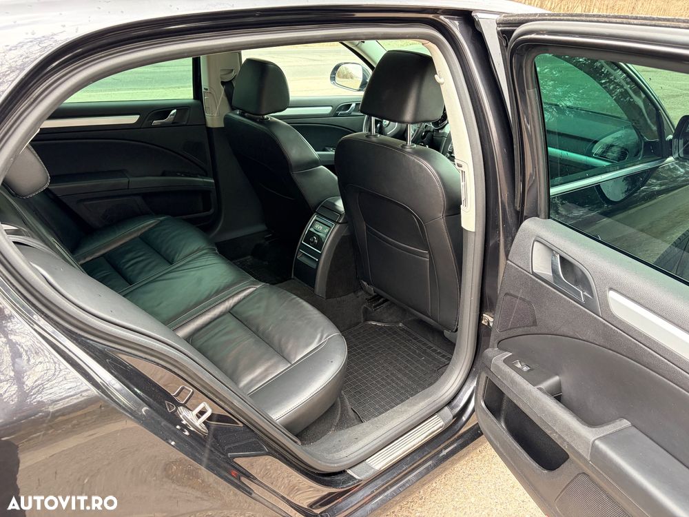 Skoda Superb 2.0 TDI Ambition DSG - 12