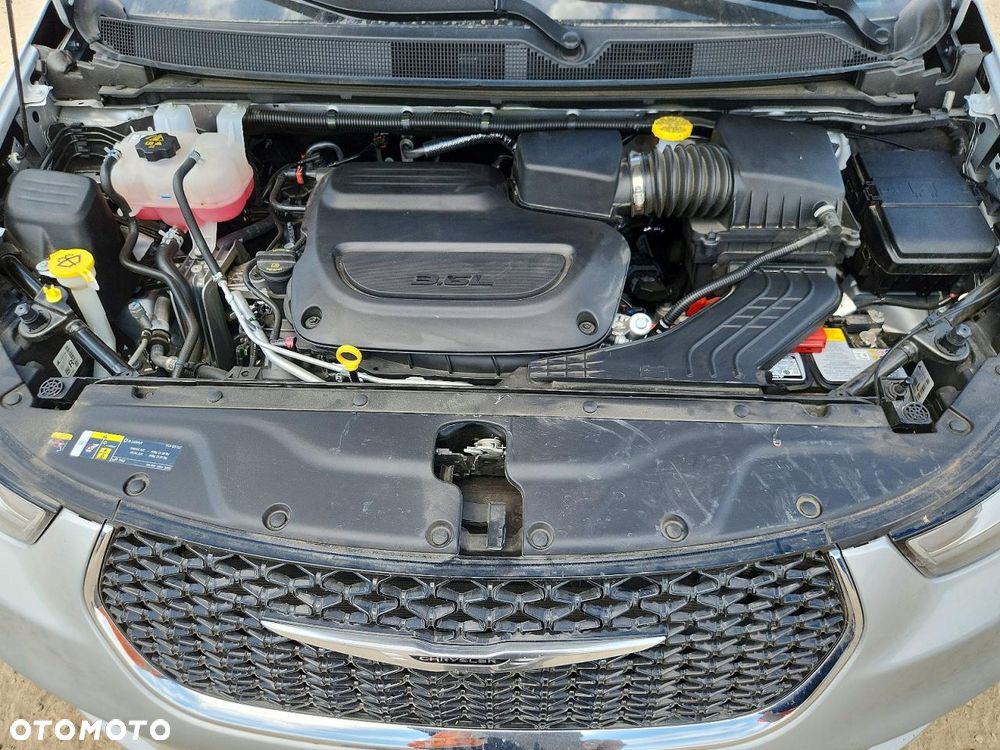 Chrysler Pacifica - 7