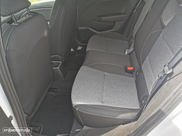 Renault Clio 1.0 TCe Evolution Bi-Fuel - 20
