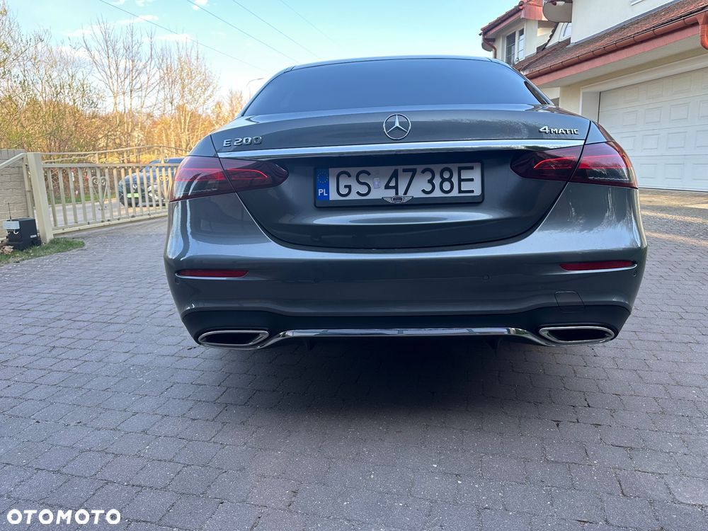 Mercedes-Benz Klasa E 200 4-Matic AMG - 6