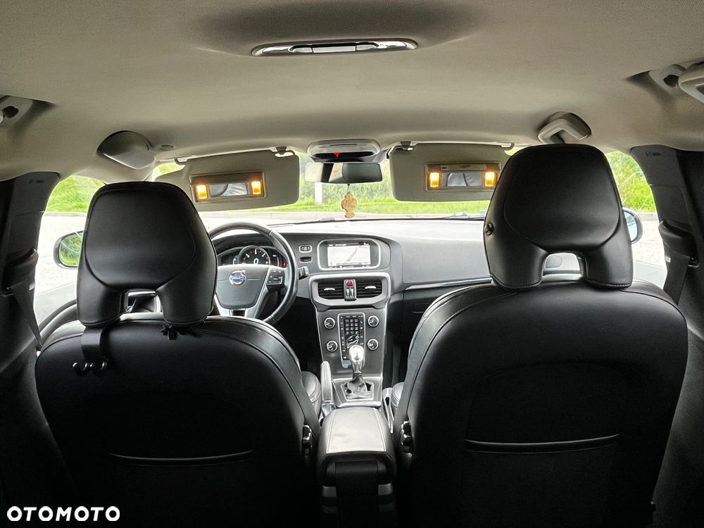 Volvo V40 D3 Summum - 15