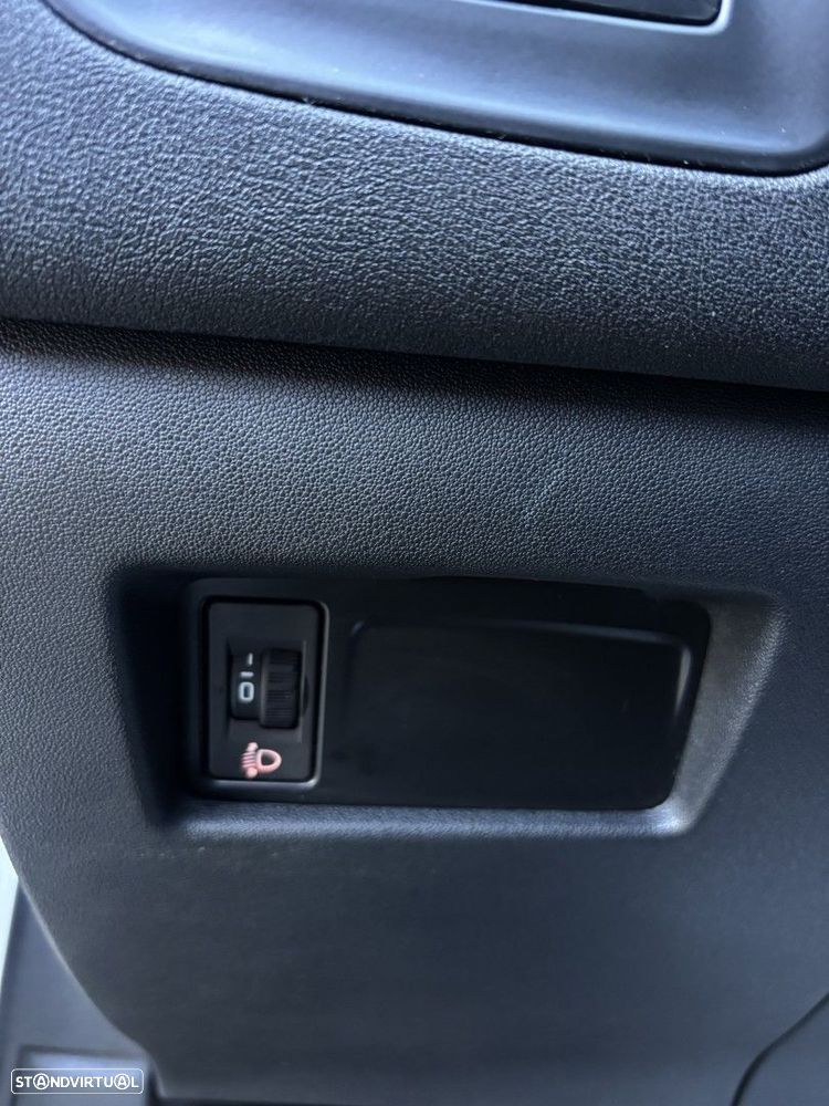 Citroën C4 — fotografia 21