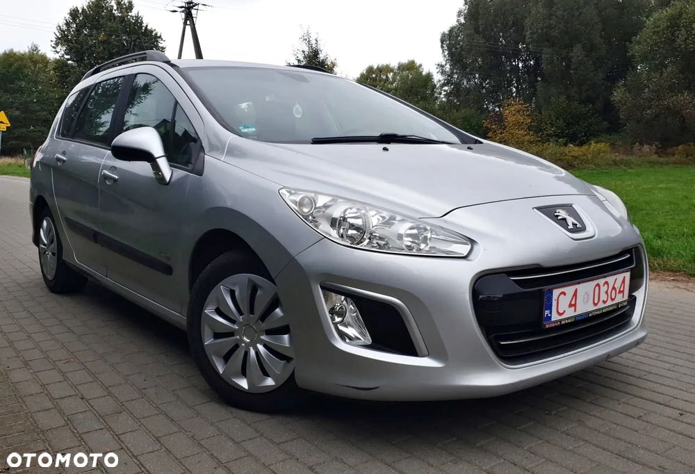Peugeot 308 100 VTi Urban Move First Edition - 4