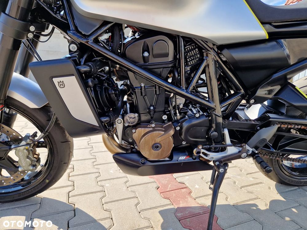 Husqvarna Vitpilen - 17