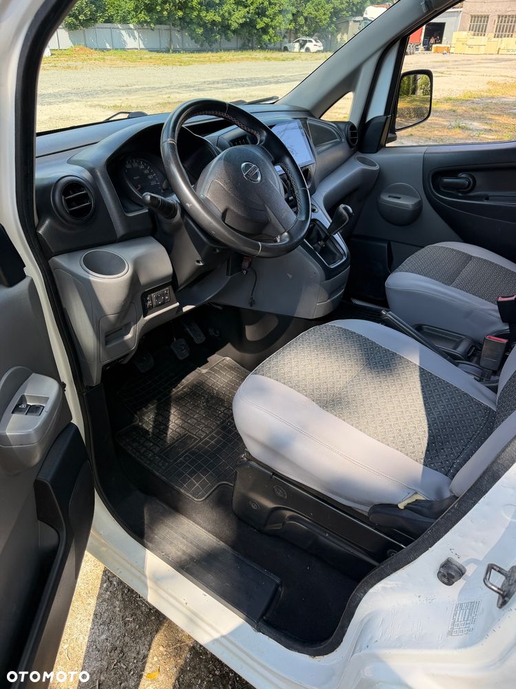 Nissan NV200 - 8