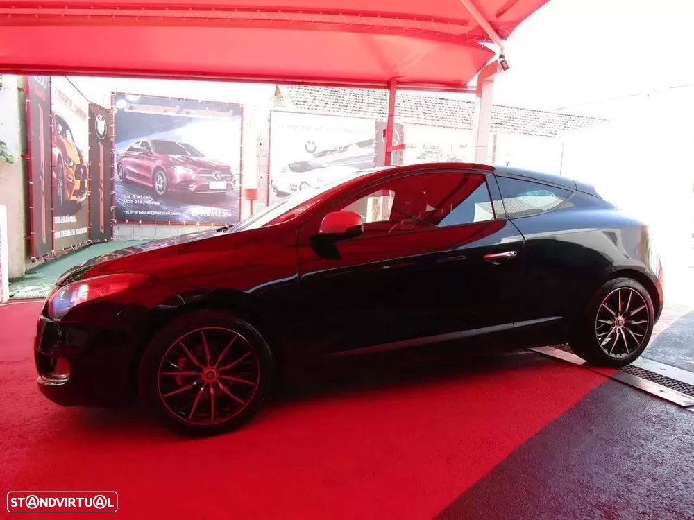 Renault Mégane Coupe Energy dCi 110 FAP Start & Stop GT Line - 32