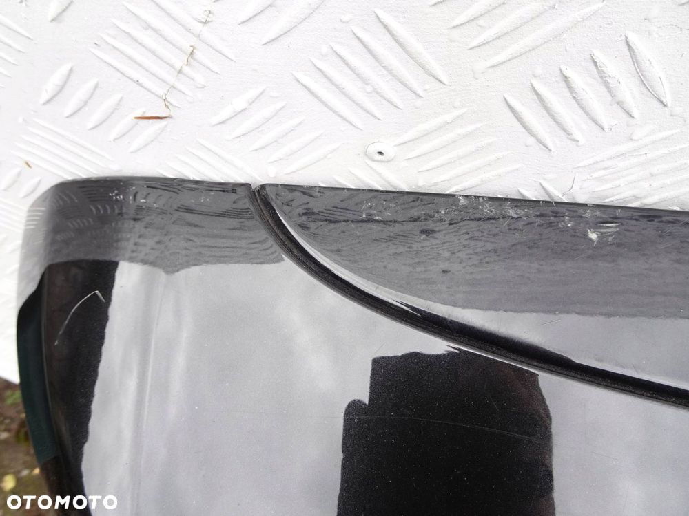 klapa tył kpl. toyota verso 09-13r. 209 - 11