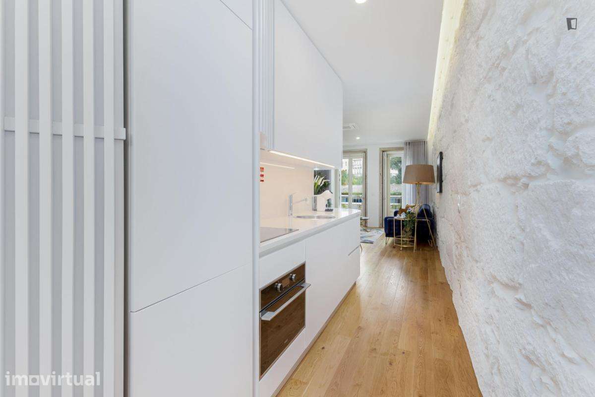 Apartamento com 1 quartos - localizado em Santo Ildefonso Porto - Grande imagem: 5/11