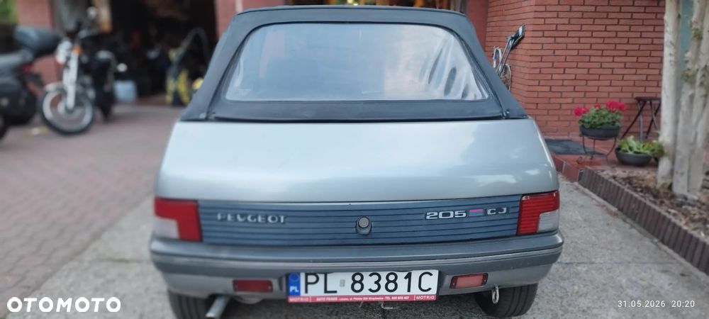 Peugeot 205 - 4