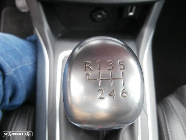 Peugeot 308 BlueHDi 130 Black Edition - 17