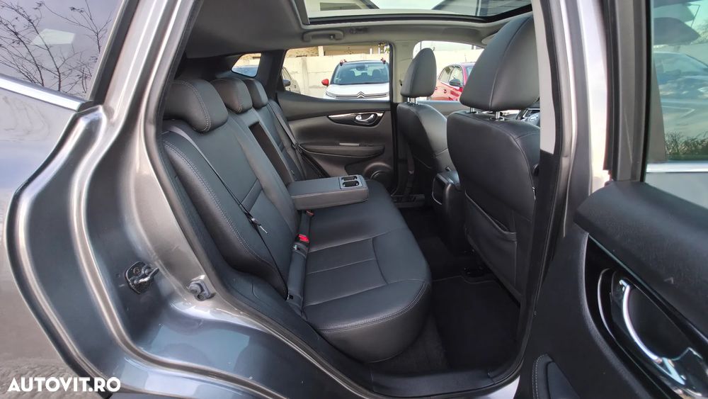 Nissan Qashqai 1.6 DCI TEKNA+ - 17