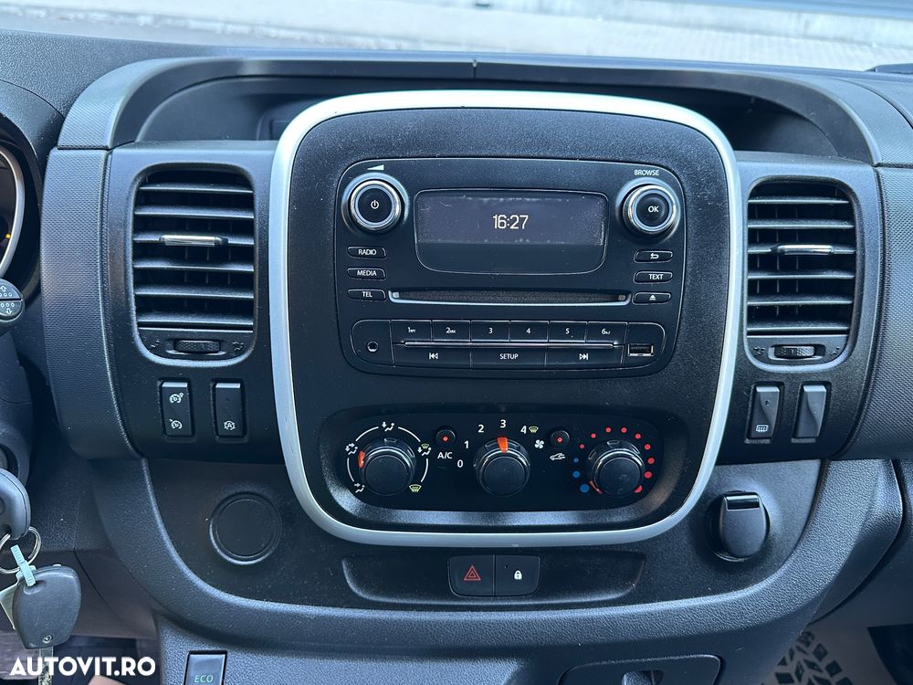 Opel Vivaro - 21