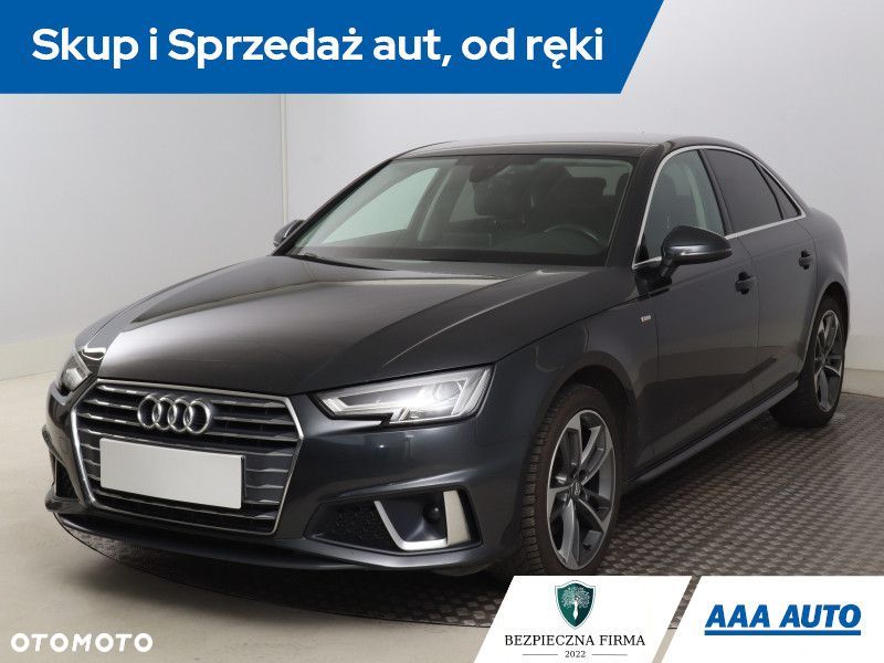 Audi A4 Limousine - 3