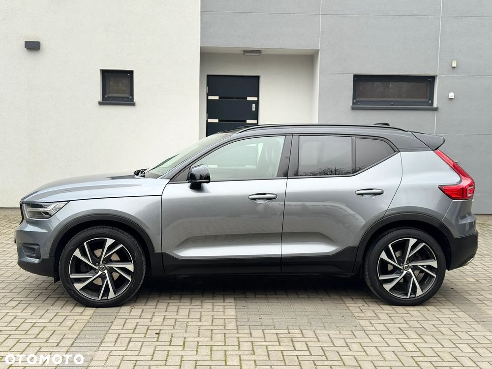 Volvo XC 40 D4 AWD Geartronic R-Design - 9
