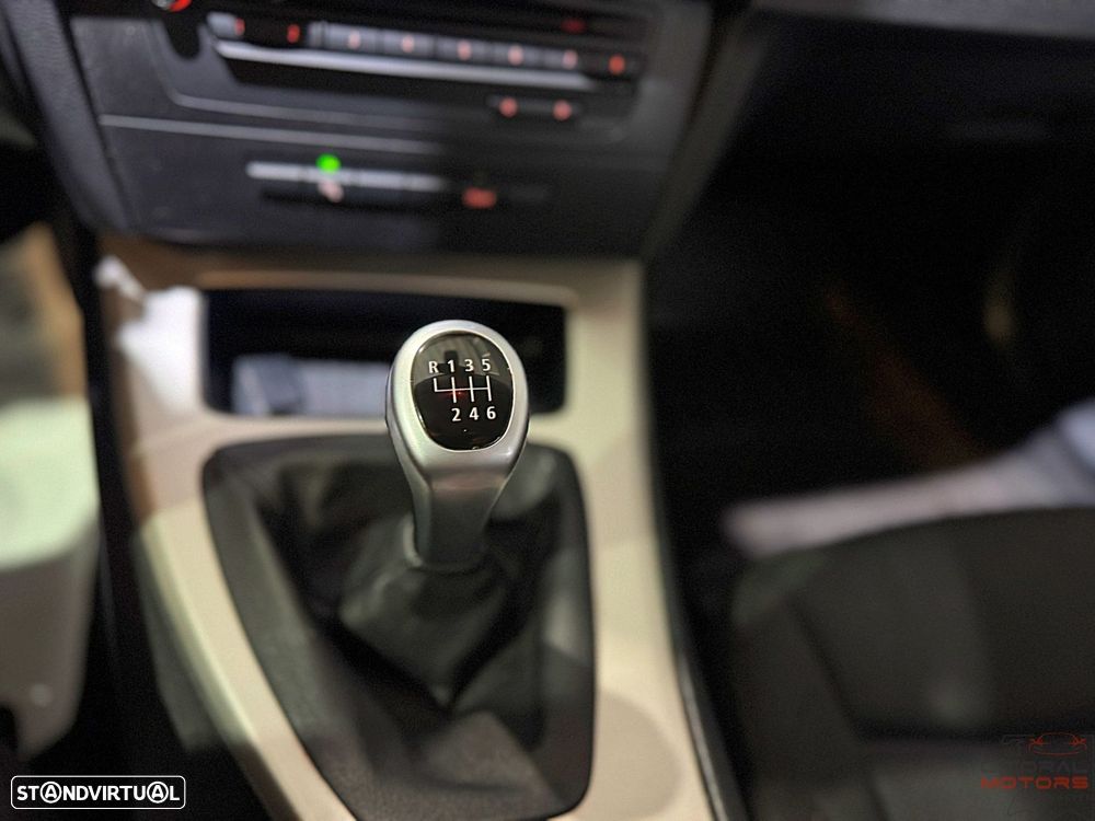 BMW 320 d Navigation - 29