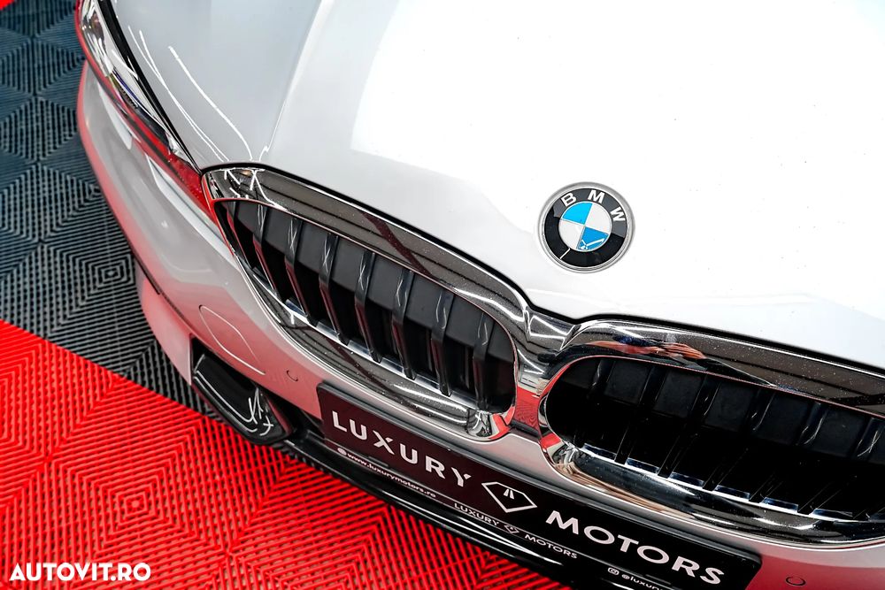 BMW Seria 3 318i Aut. - 27