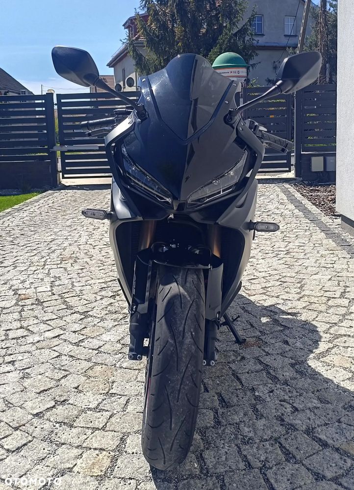 Honda CBR - 8